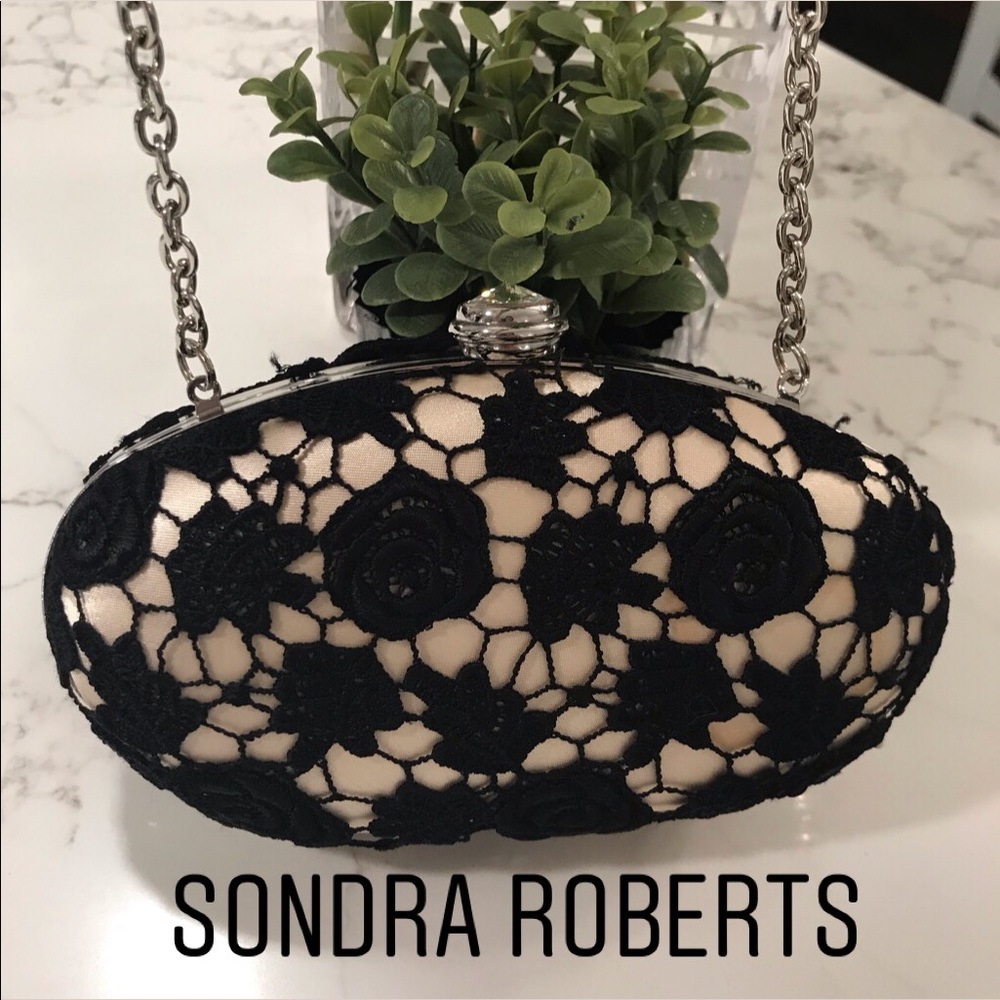 Sondra Roberts clutch - champagne and black lace - Picture 1 of 8